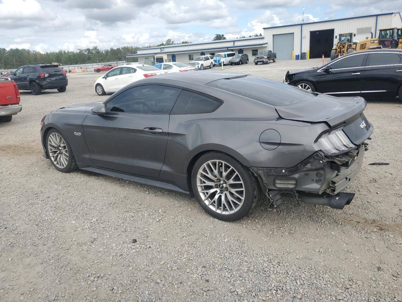 2017 Ford Mustang Gt - Фото 2