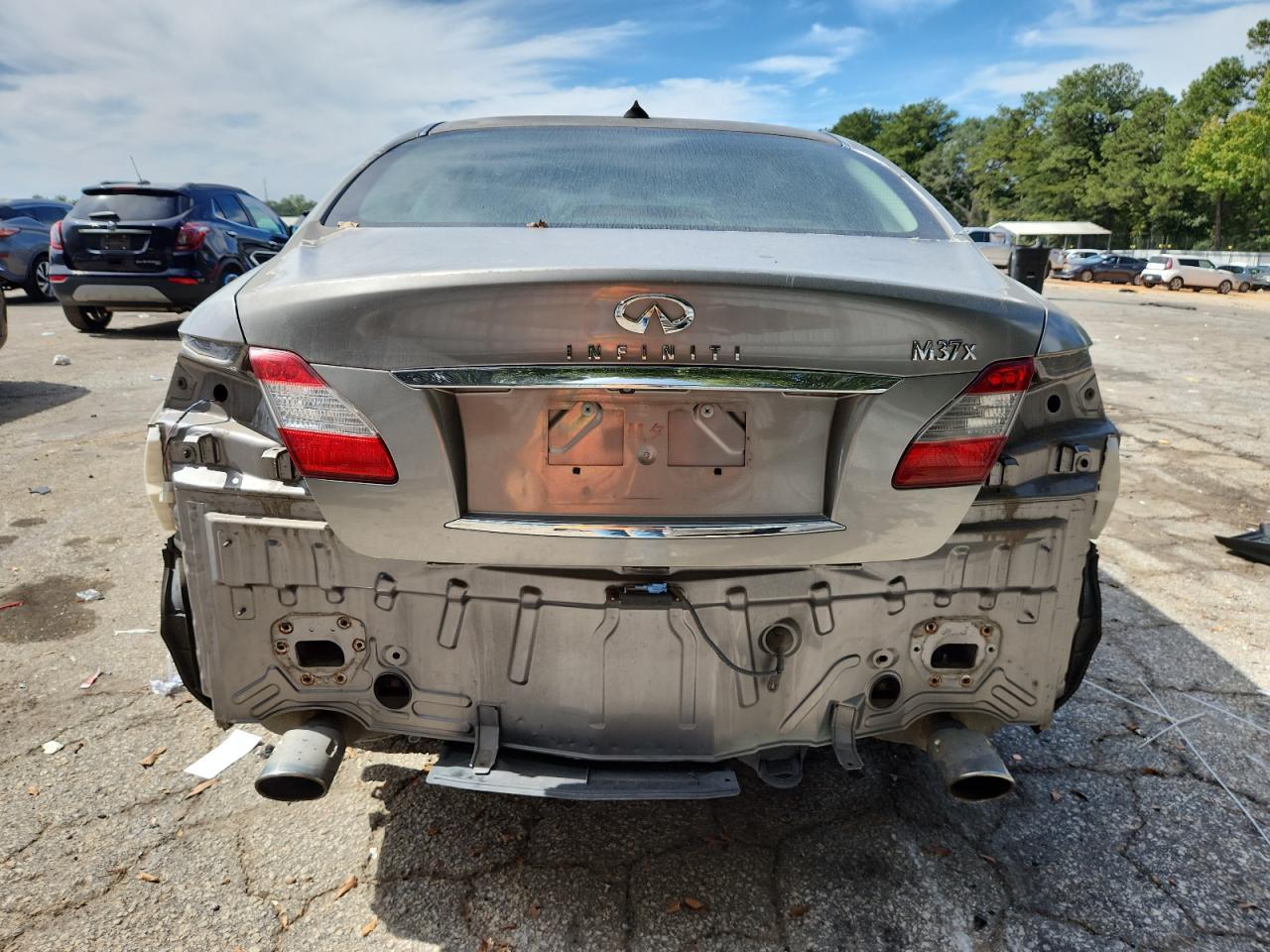 2011 Infiniti M37 X - Фото 6