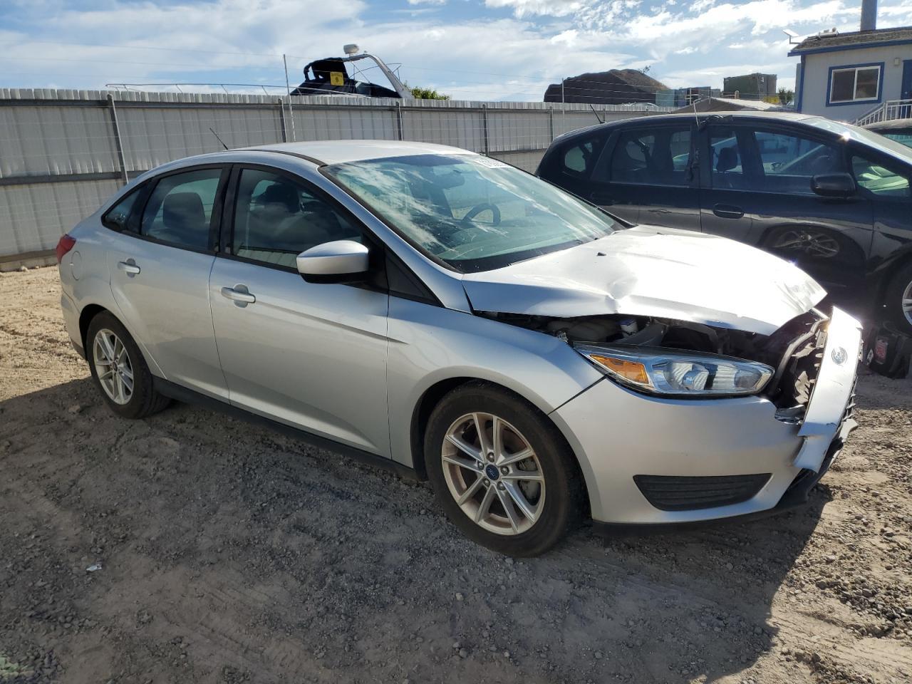 2018 Ford Focus Se - Image 4
