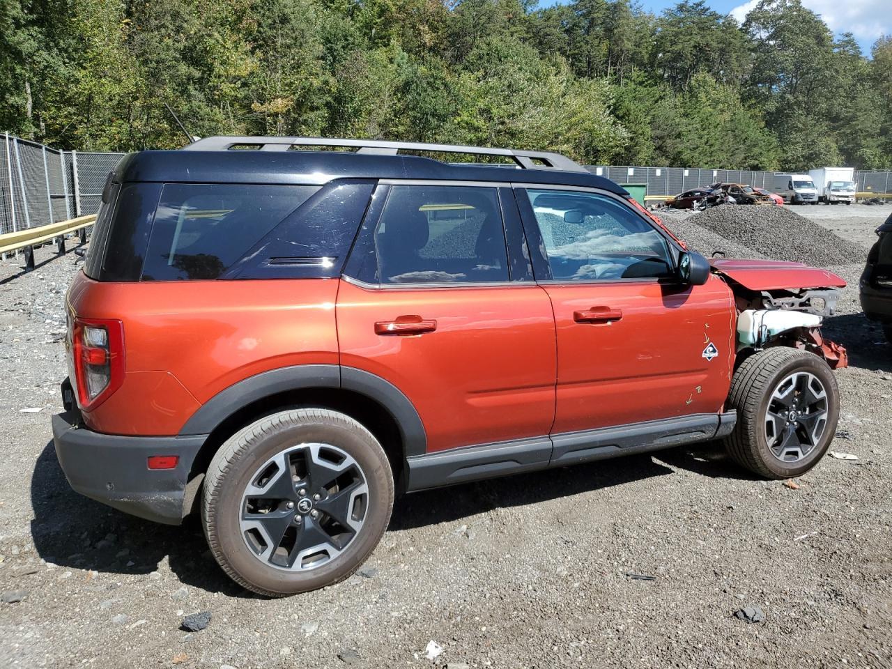 2023 Ford Bronco Sport Outer Banks - Фото 3