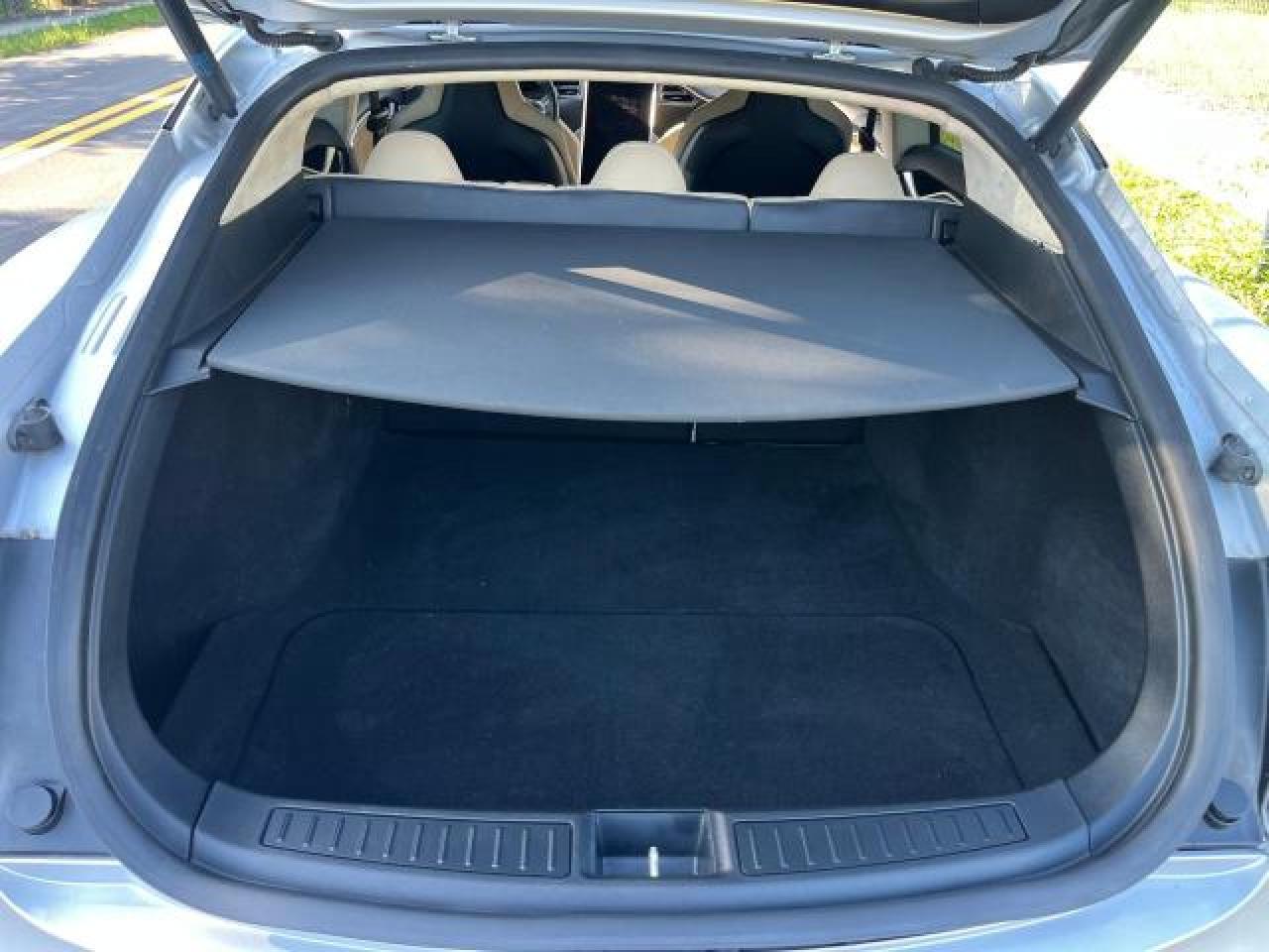 2012 Tesla Model S - Фото 6