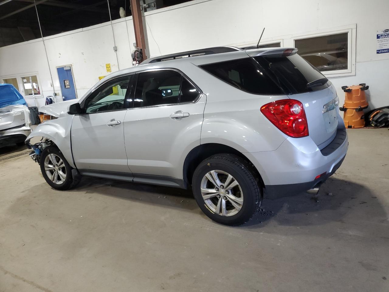 2015 Chevrolet Equinox - Фото 2