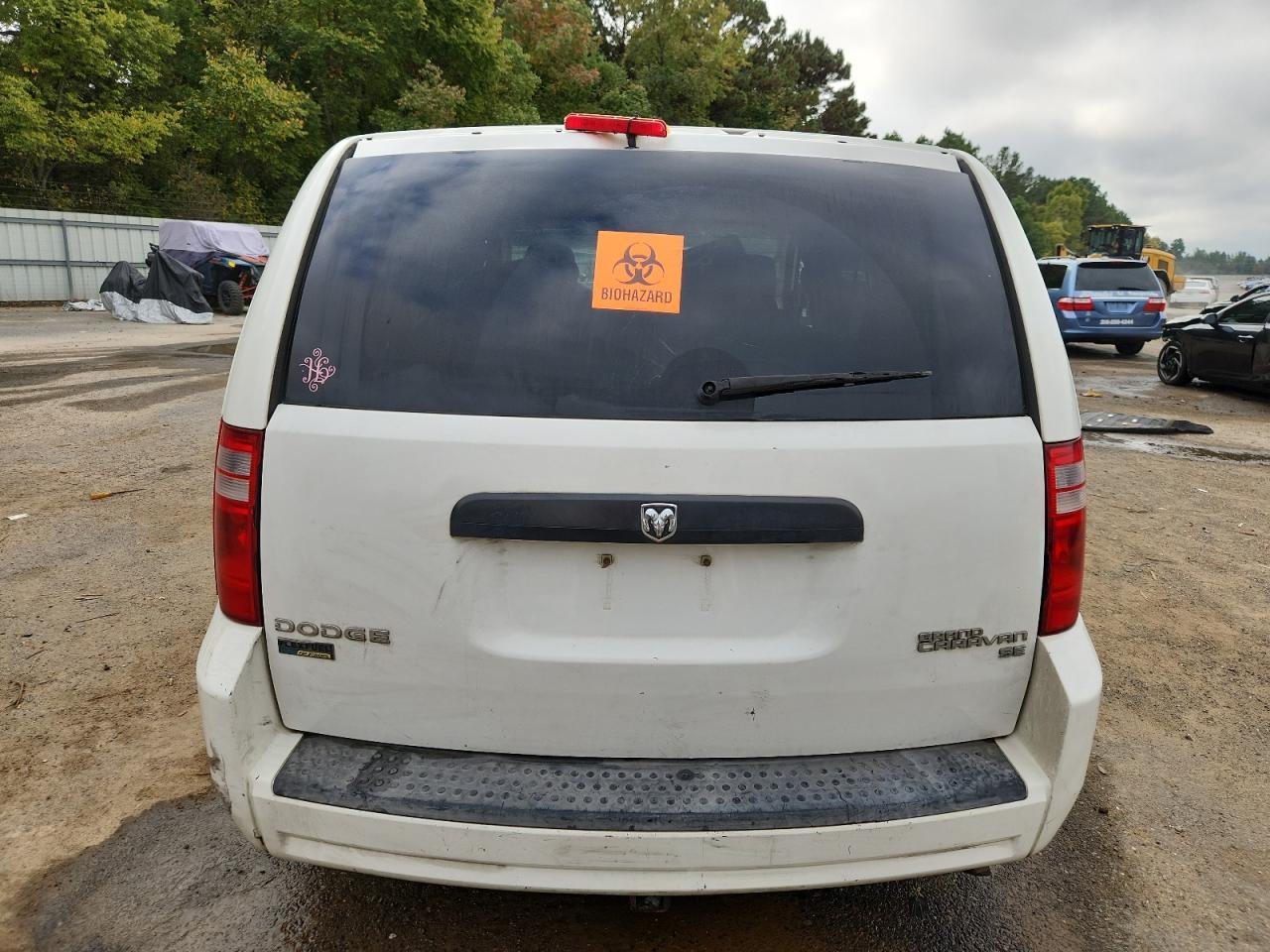 2010 Dodge Grand Caravan Se - Image 6