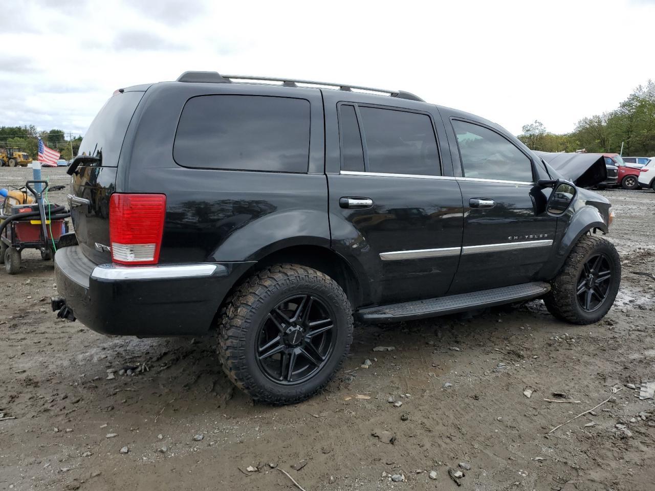 2009 Chrysler Aspen Limited - Фото 3