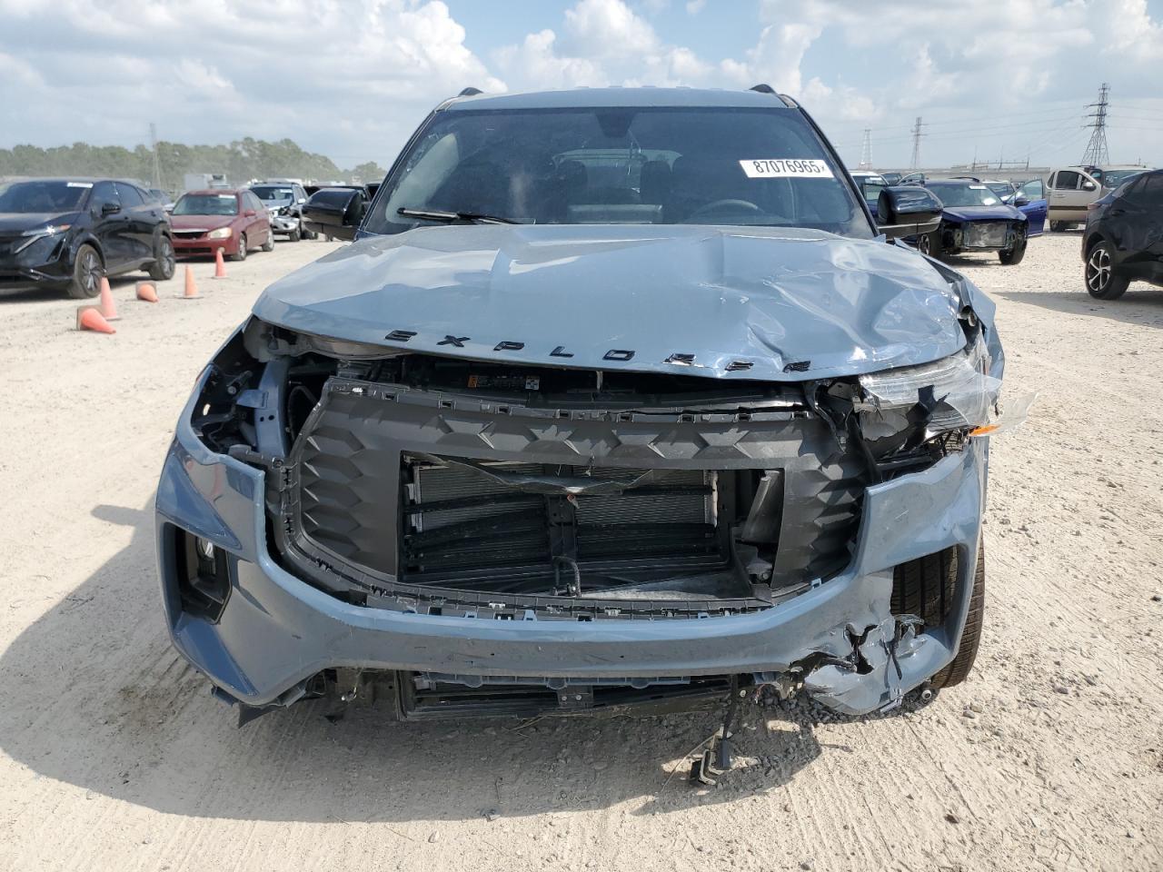 2025 Ford Explorer St - Фото 5