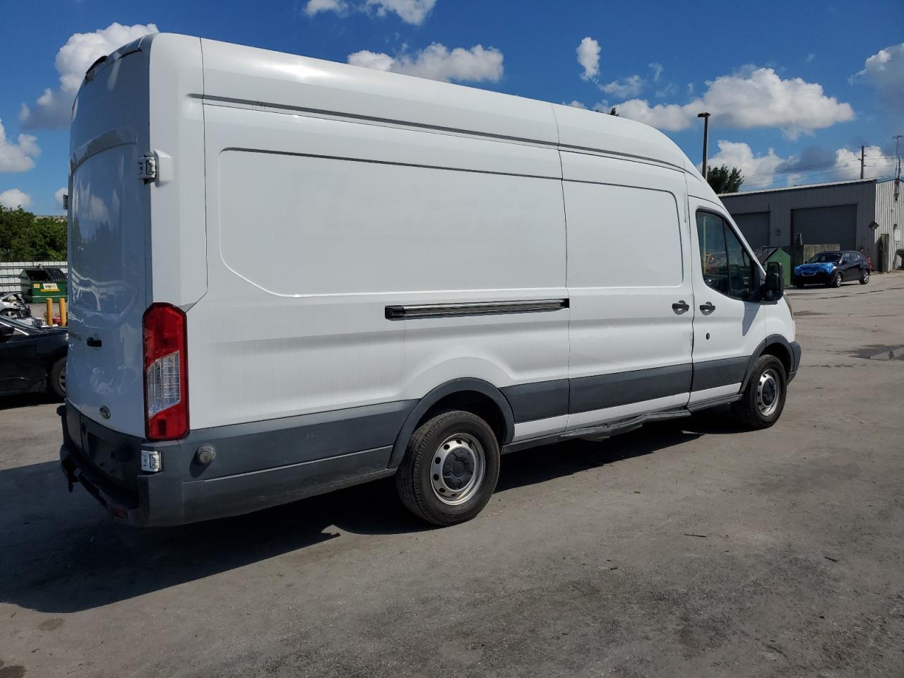 2015 Ford Transit T-350 - Фото 3