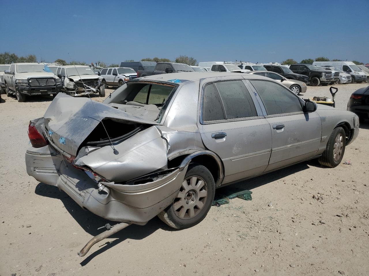 2005 Mercury Grand Marquis Ls - Фото 3