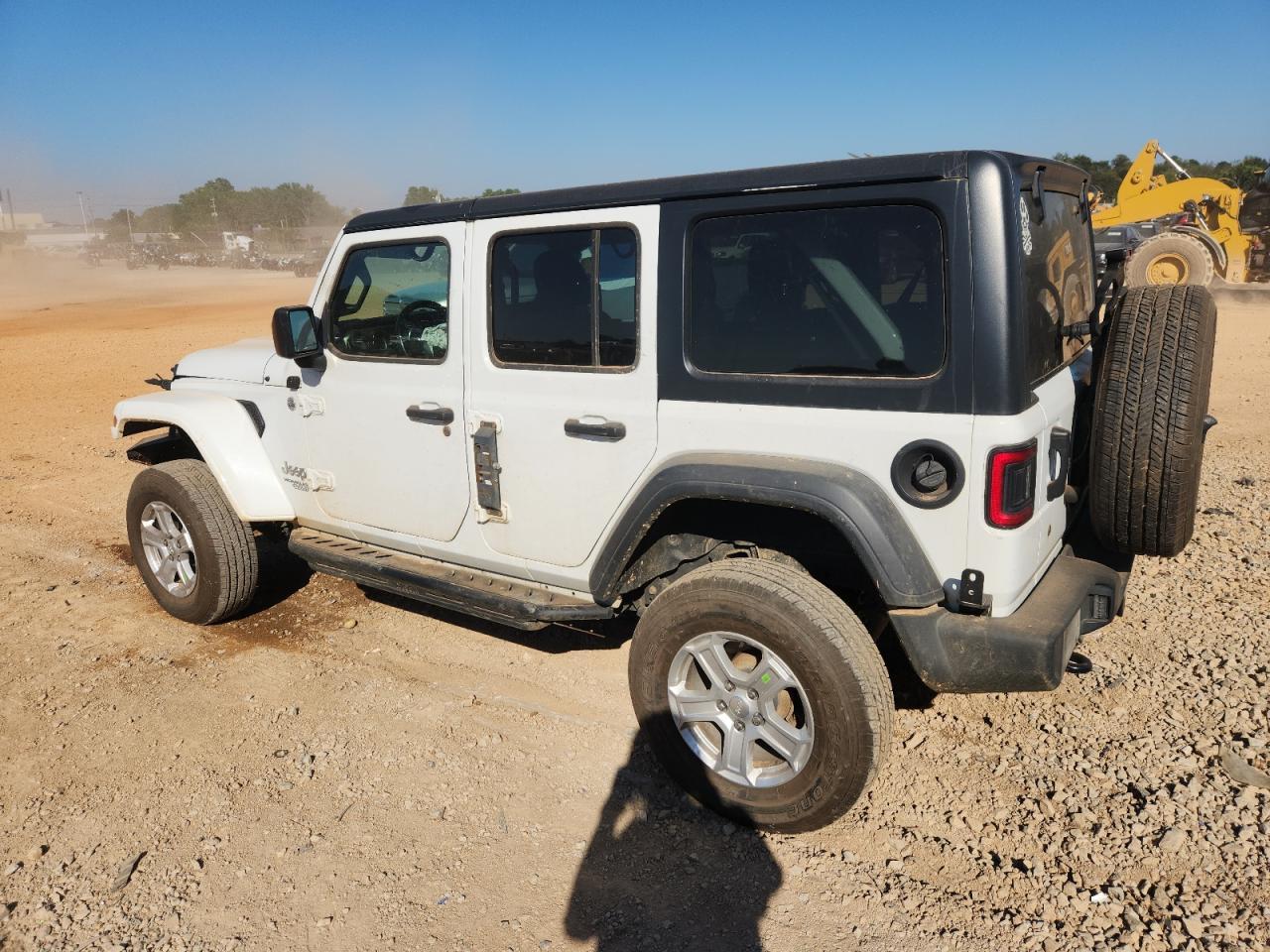 2020 Jeep Wrangler Unlimited Sport - Фото 2
