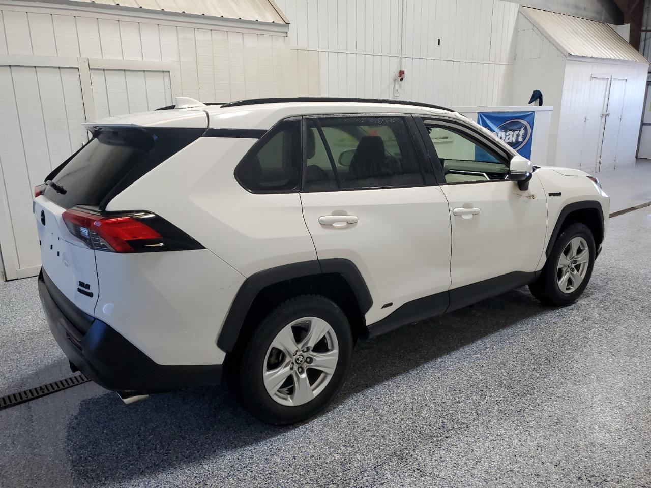 2021 Toyota Rav4 Xle - Фото 3