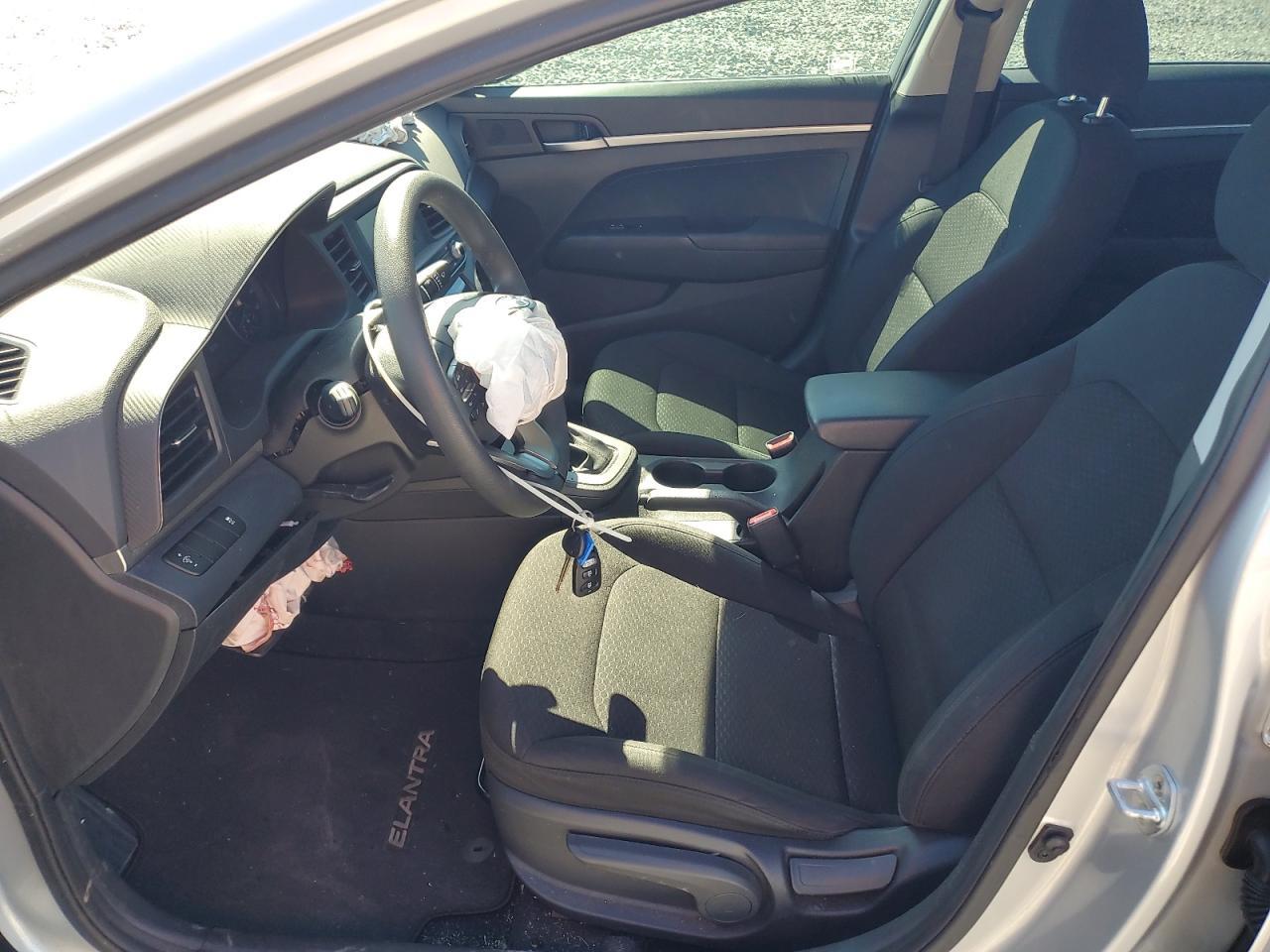 2019 Hyundai Elantra Se - Фото 7