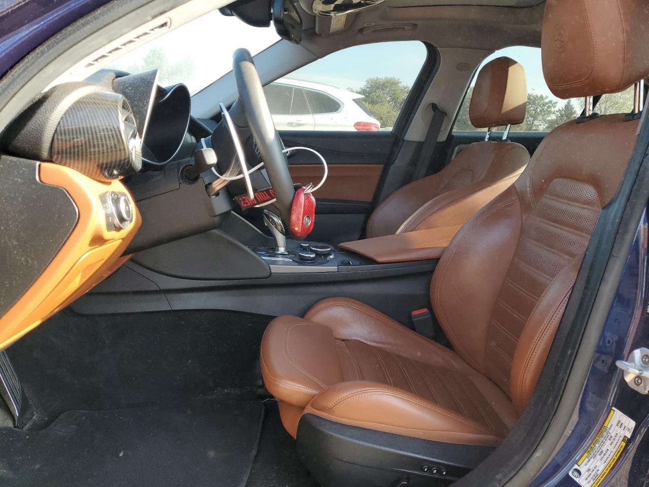2018 Alfa Romeo Giulia - Image 7
