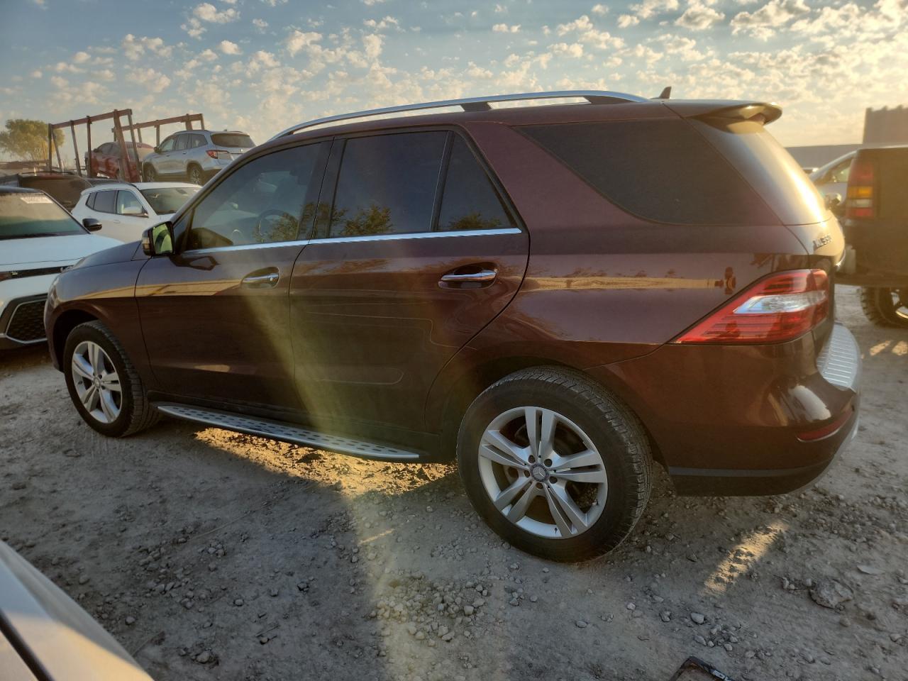 2015 Mercedes-Benz Ml 350 4Matic - Image 2