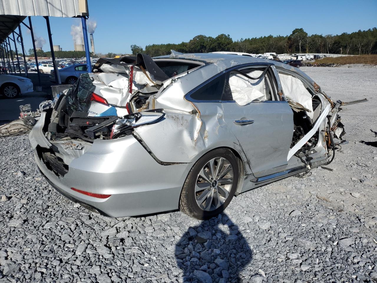 2017 Hyundai Sonata Sport - Image 3