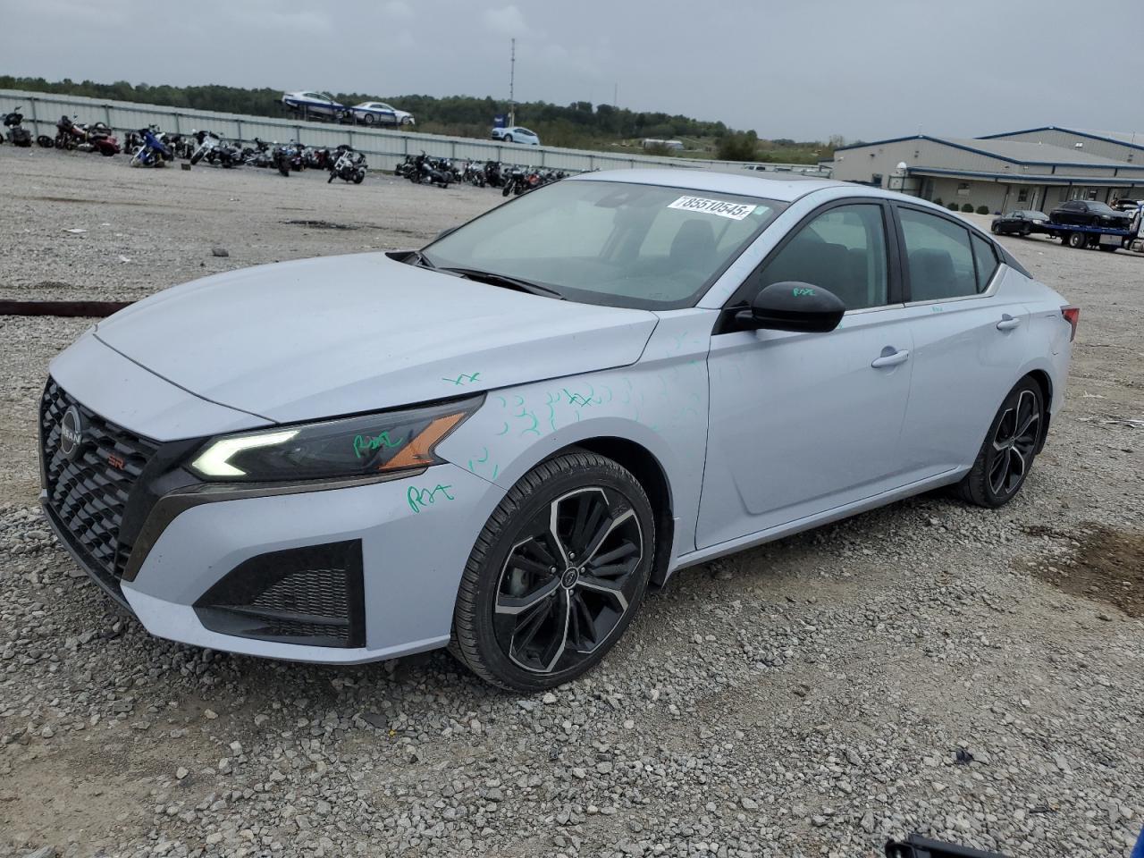 2023 Nissan Altima Sr