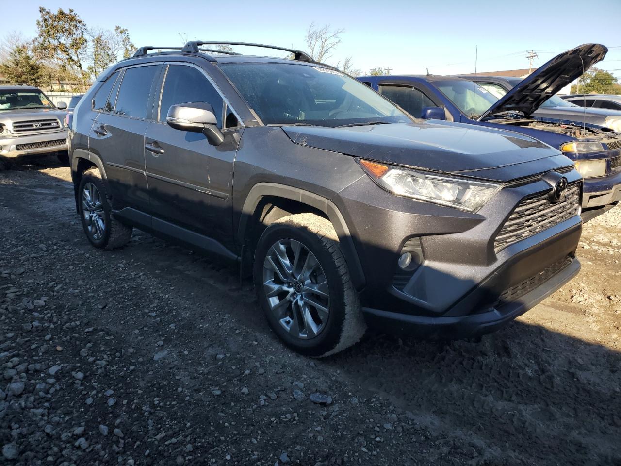 2021 Toyota Rav4 Xle Premium - Image 4
