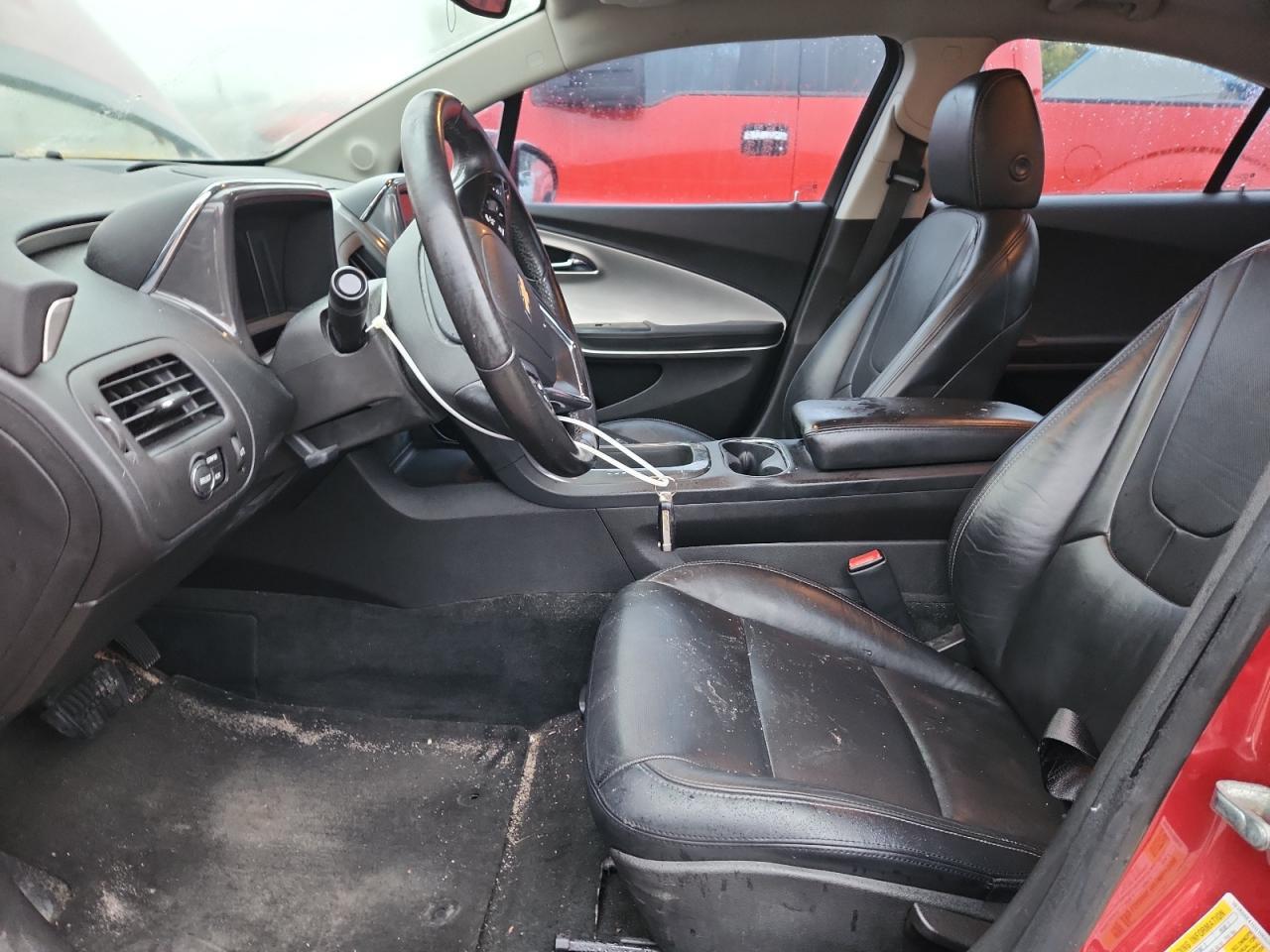 2012 Chevrolet Volt - Image 7