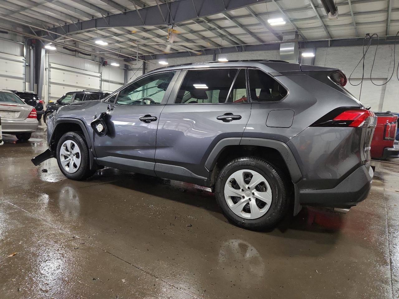 2020 Toyota Rav4 Le - Image 2
