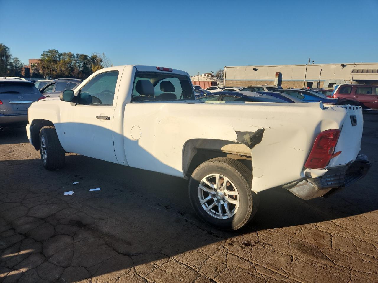 2009 Chevrolet Silverado C1500 - Image 2