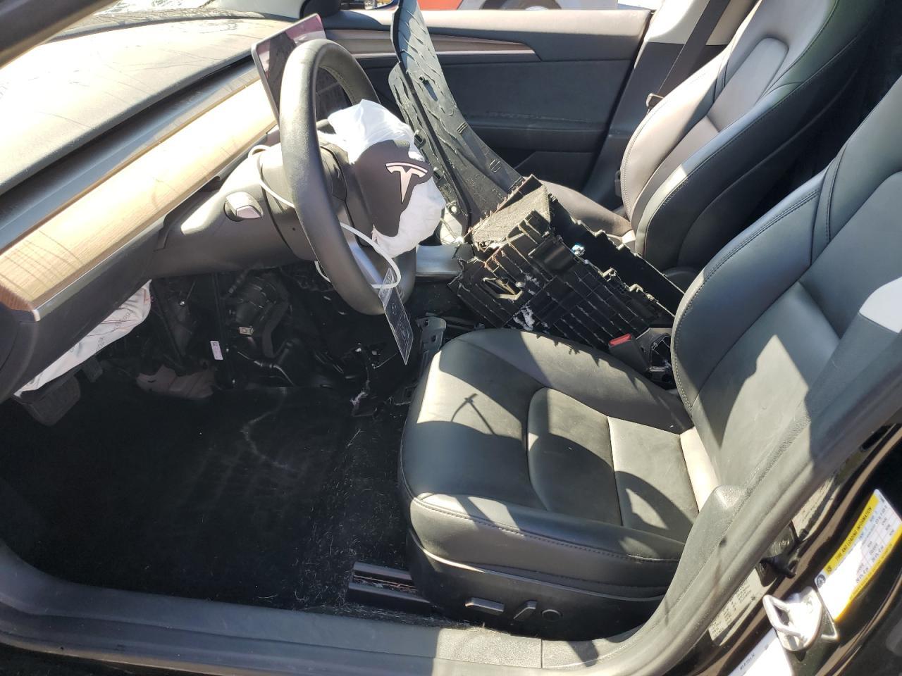 2023 Tesla Model 3 - Фото 7