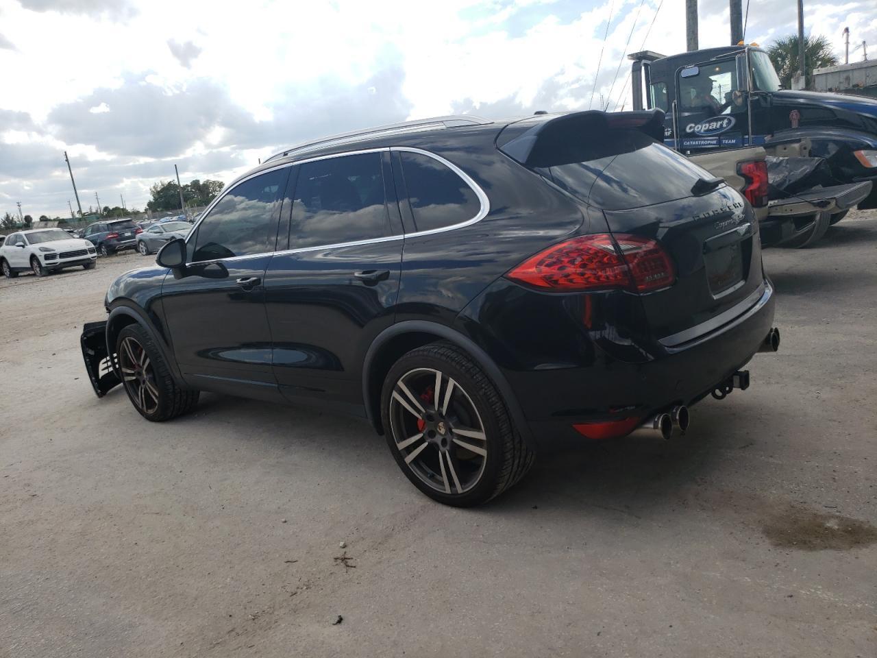 2012 Porsche Cayenne Turbo - Фото 2