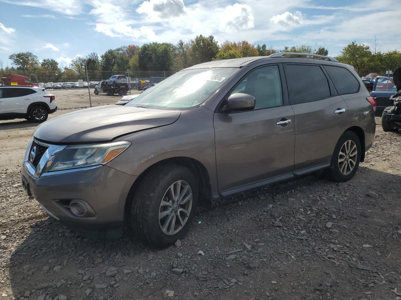 2014 Nissan Pathfinder S