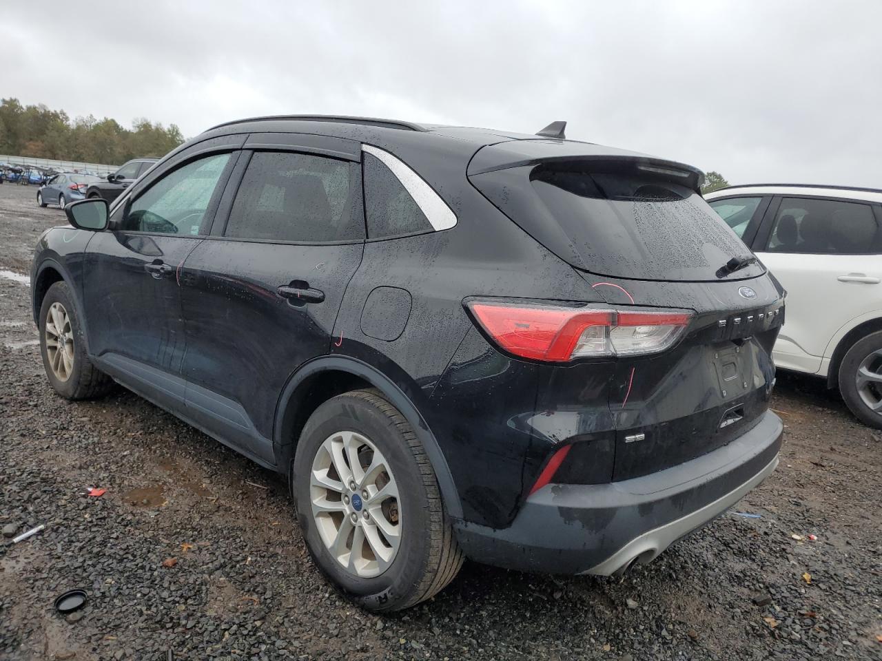 2020 Ford Escape Se - Фото 2