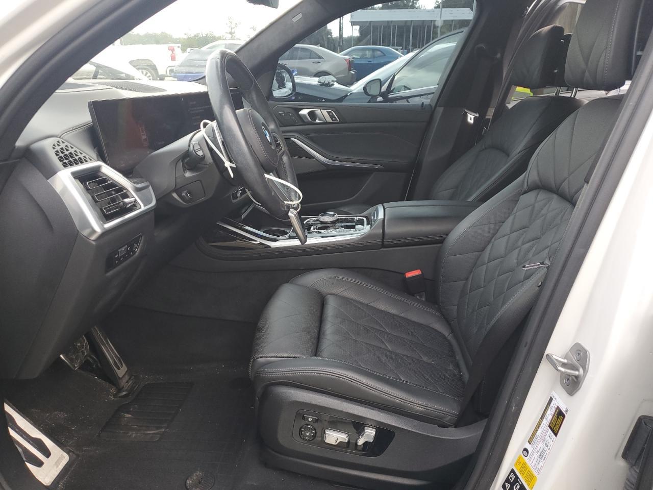 2023 BMW X7 xDrive40I - Фото 7