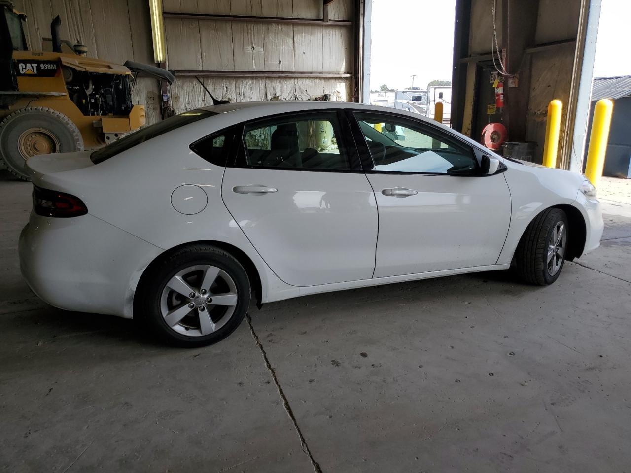 2016 Dodge Dart Sxt - Image 3