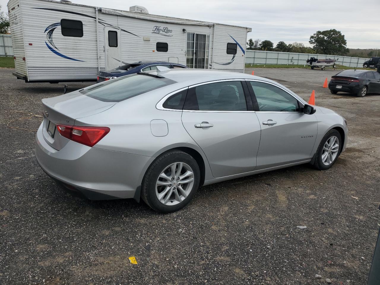 2016 Chevrolet Malibu Lt - Фото 3