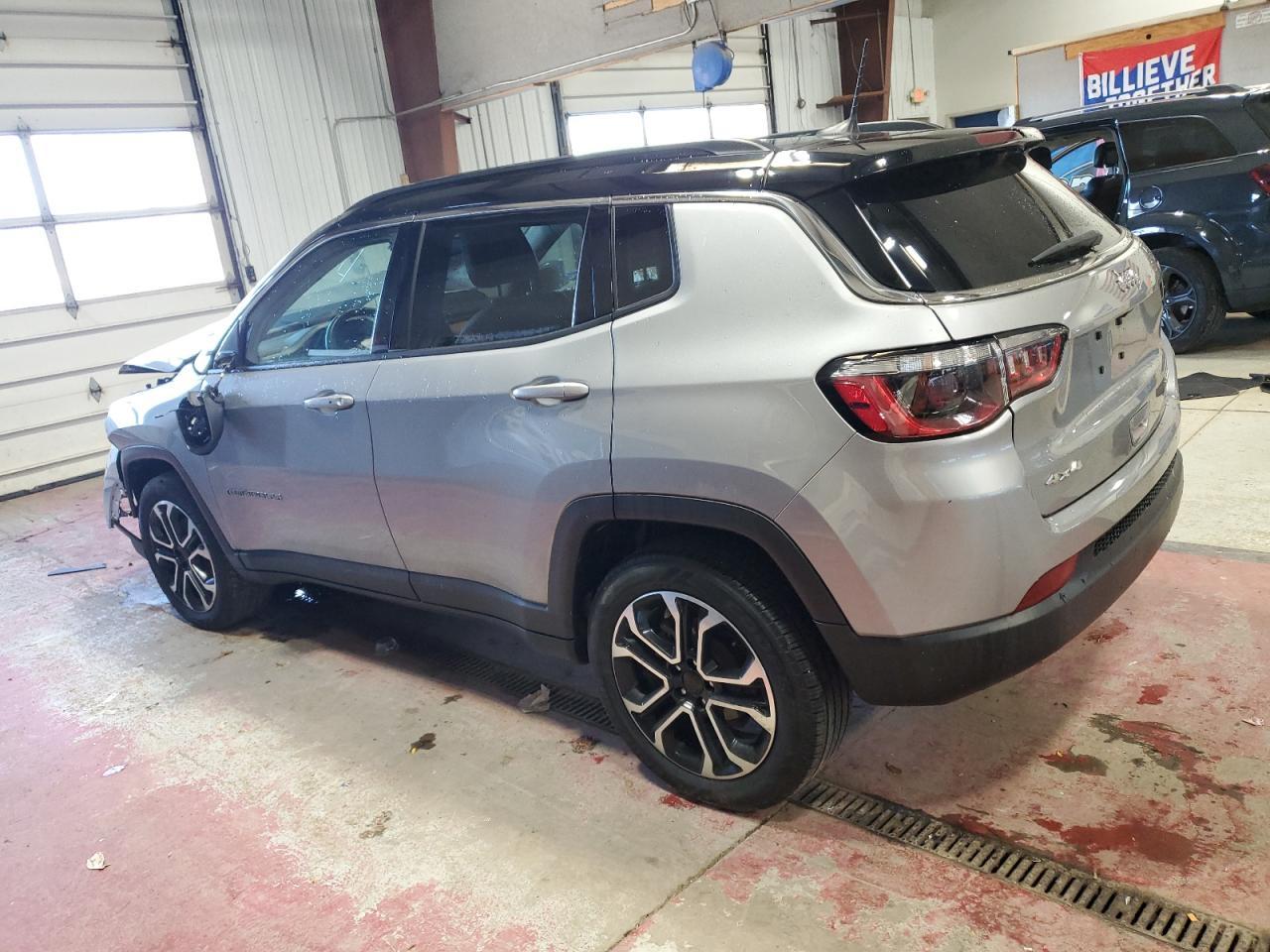 2022 Jeep Compass Limited - Фото 2