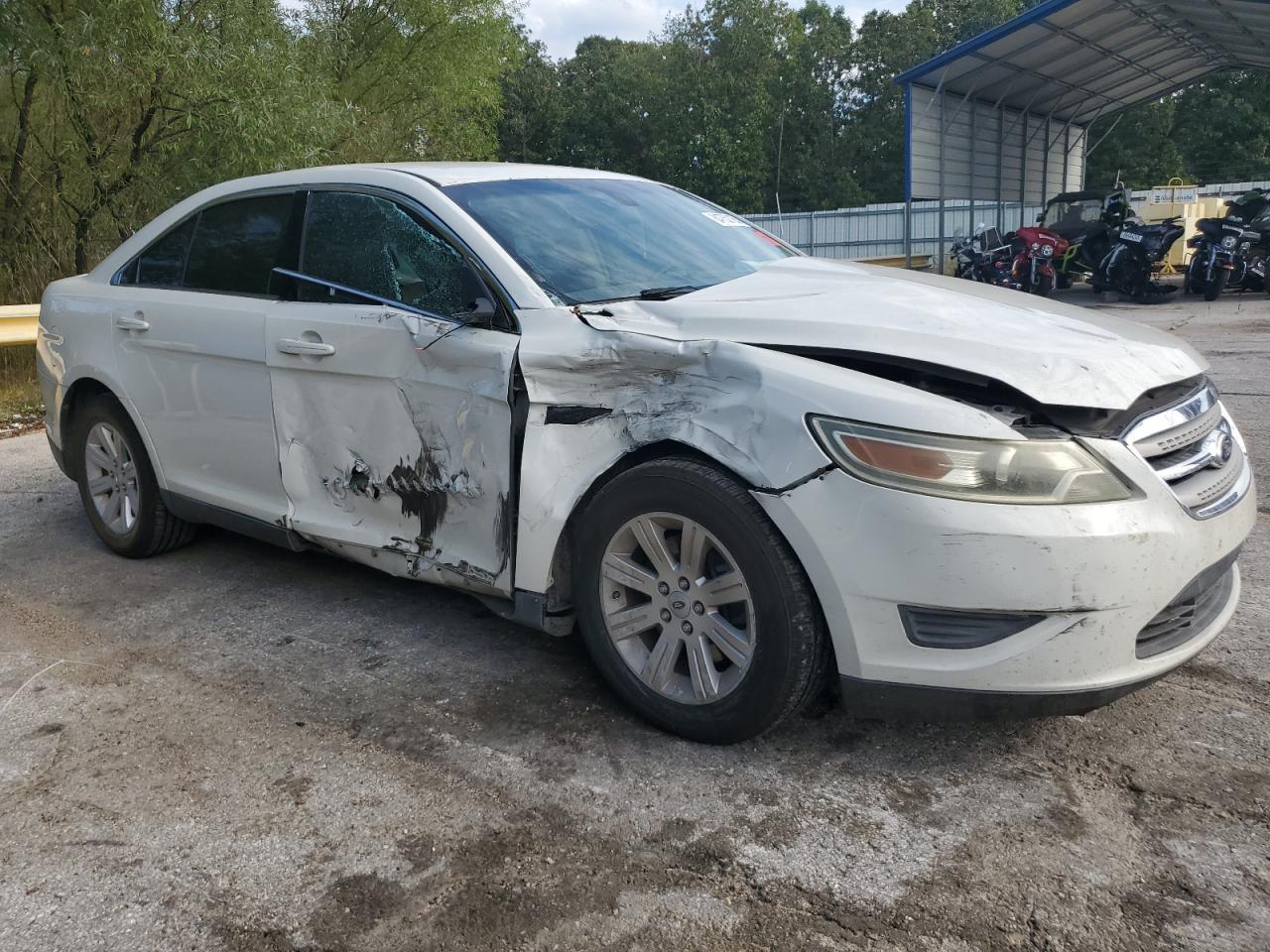 2011 Ford Taurus Se - Image 4