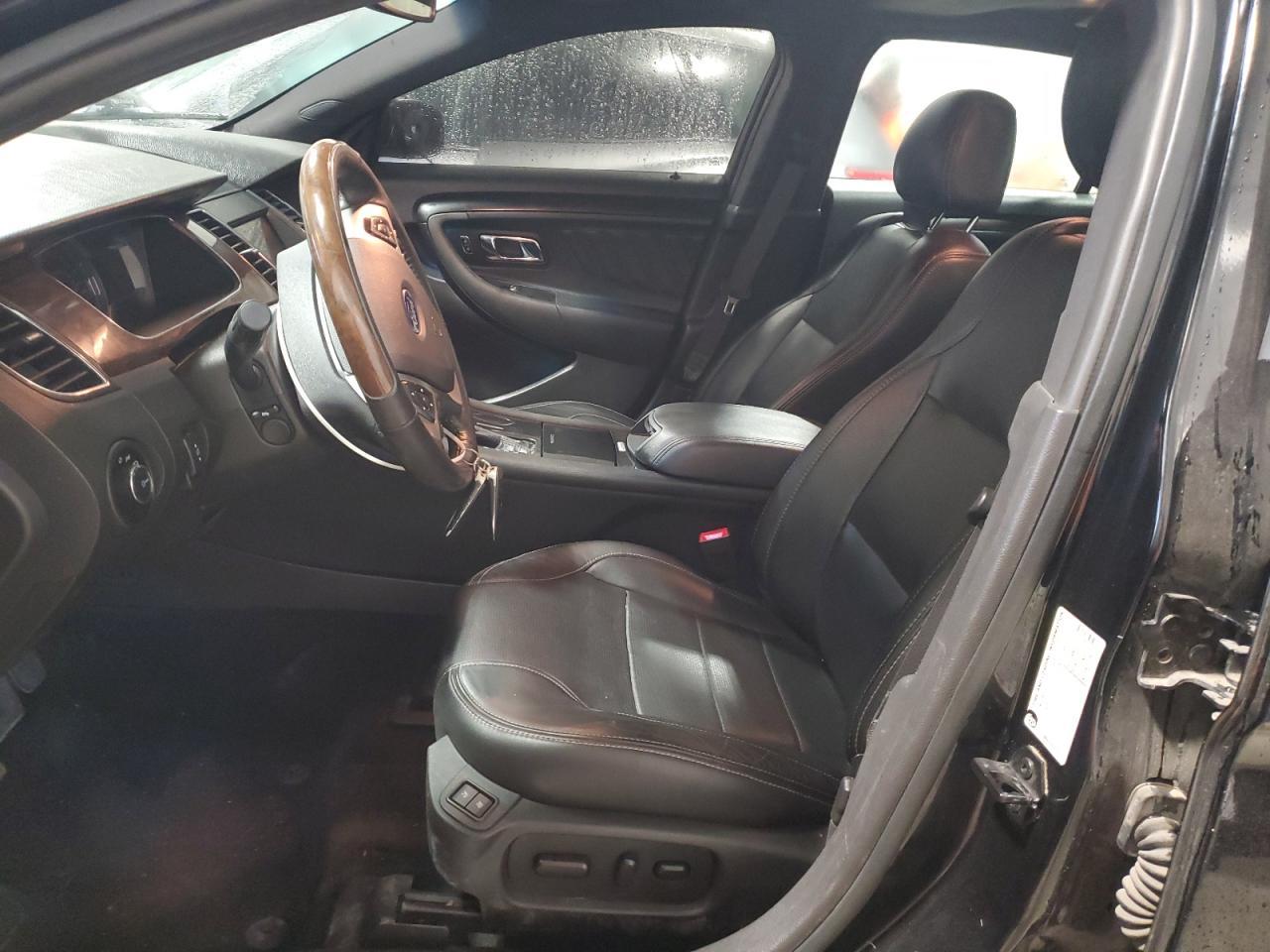 2017 Ford Taurus Limited - Image 7