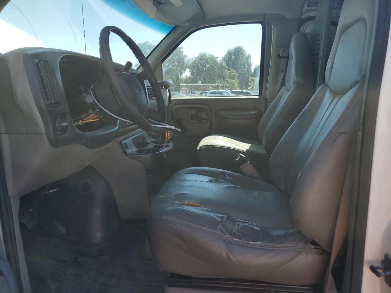 2000 Chevrolet Express G3500 - Фото 7
