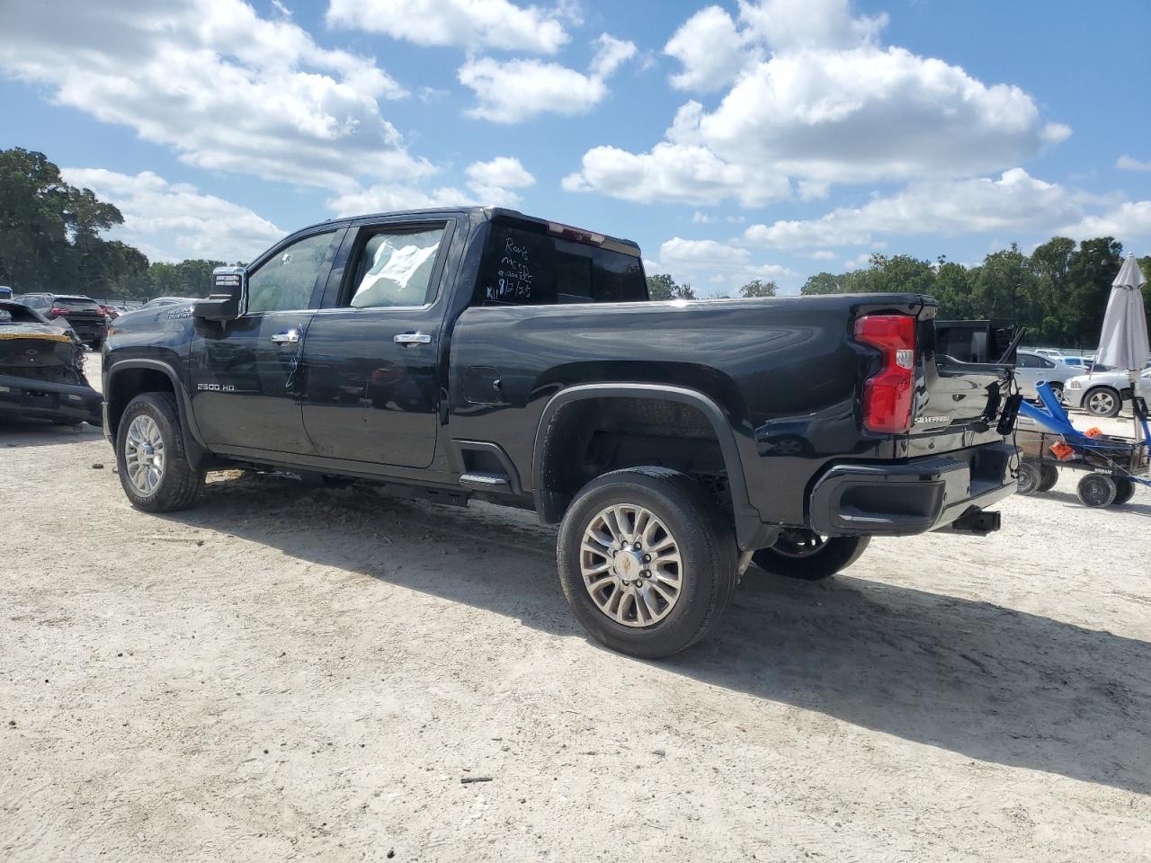 2022 Chevrolet Silverado K2500 High Country - Фото 2