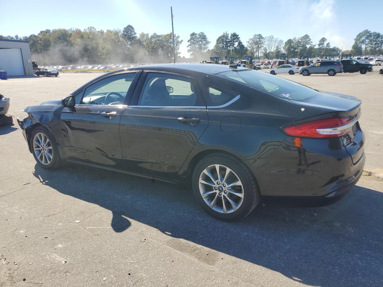 2017 Ford Fusion Se - Фото 2