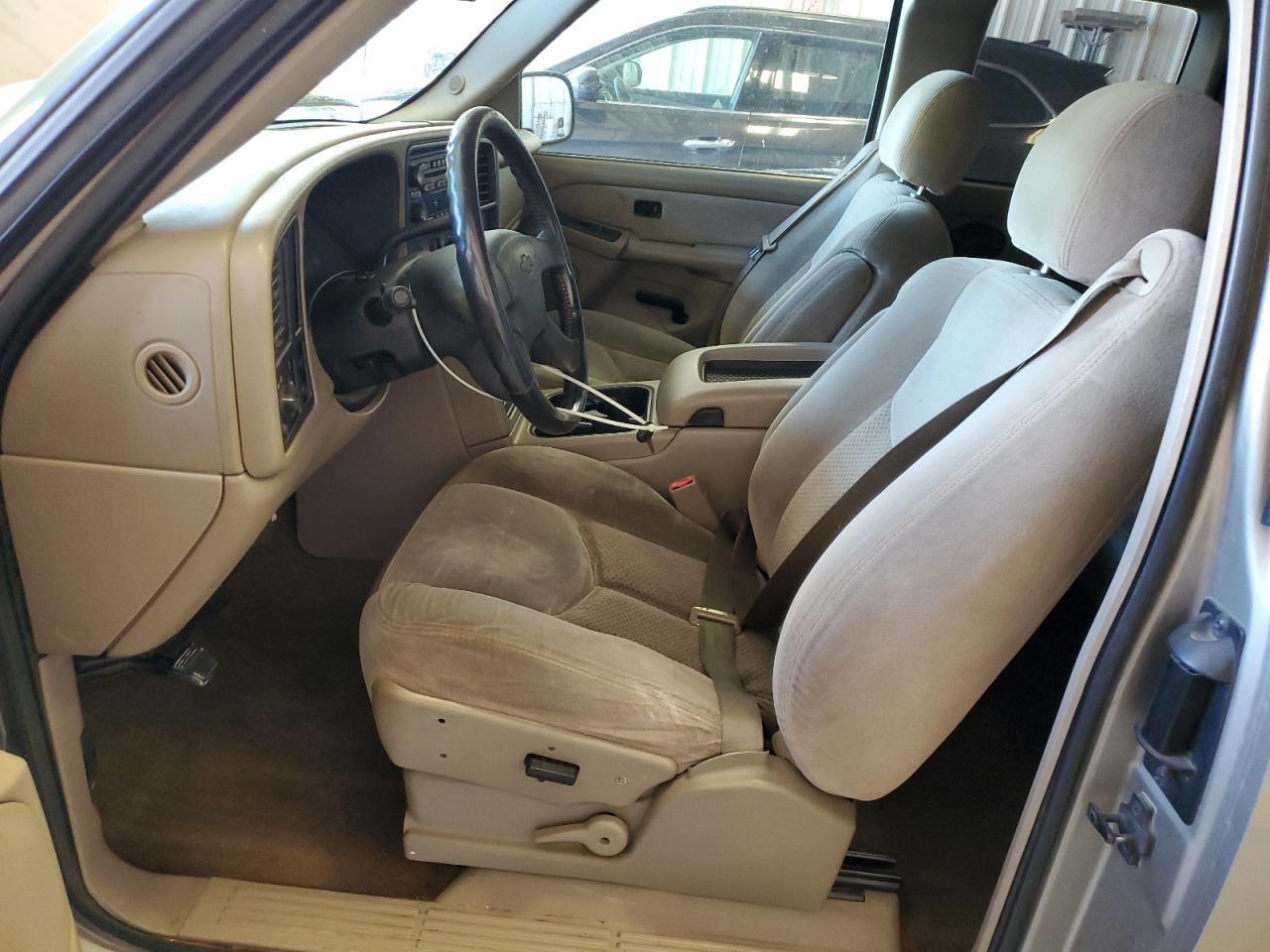 2003 Chevrolet Silverado C1500 - Image 7