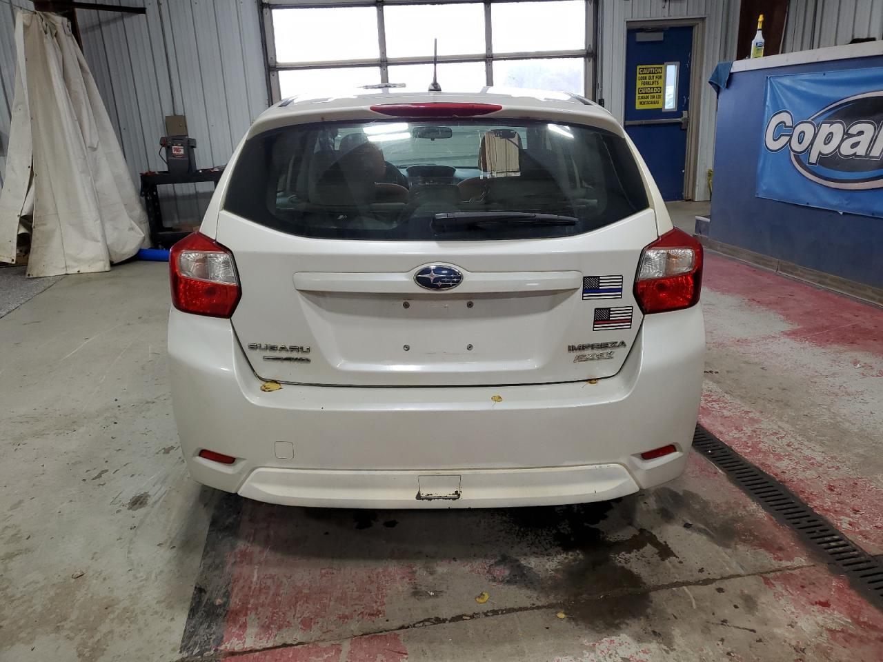 2014 Subaru Impreza Premium - Image 6