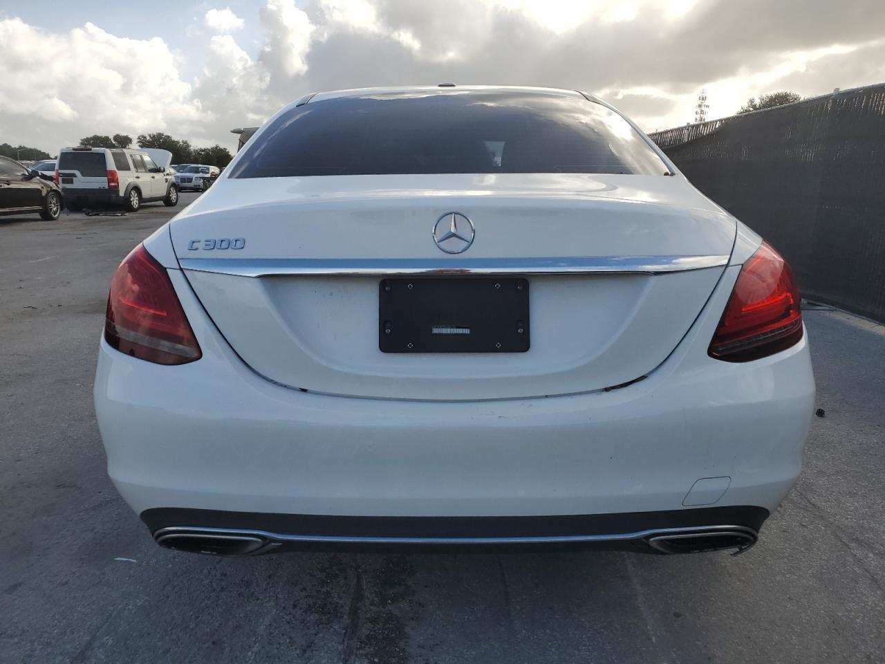 2019 Mercedes-Benz C 300 - Фото 6