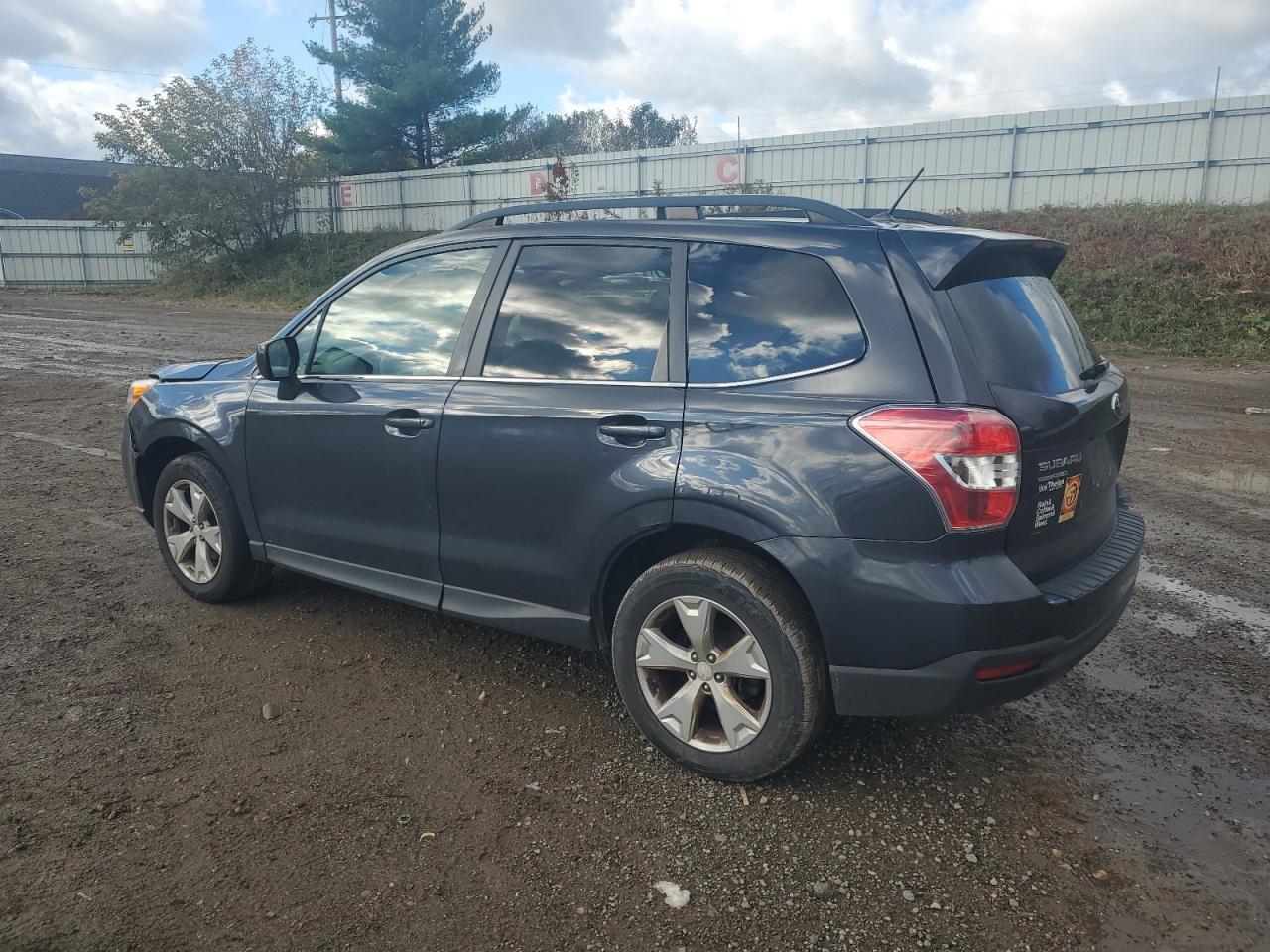 2015 Subaru Forester 2.5I Limited - Фото 2