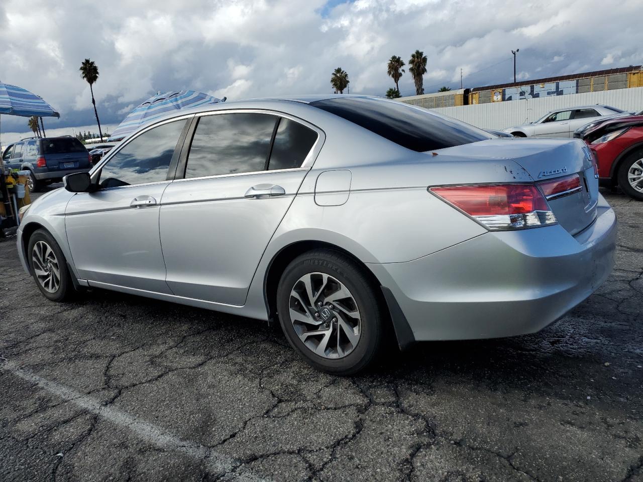 2012 Honda Accord Lx - Фото 2