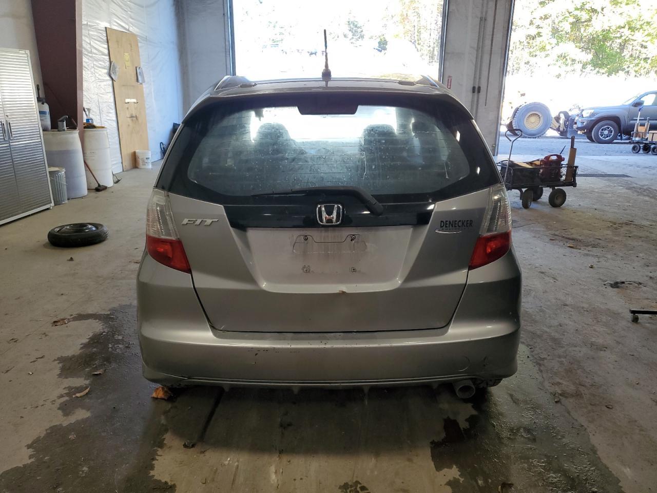 2010 Honda Fit Sport - Фото 6