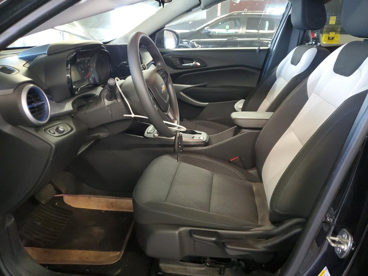 2024 Chevrolet Trax Ls - Фото 7