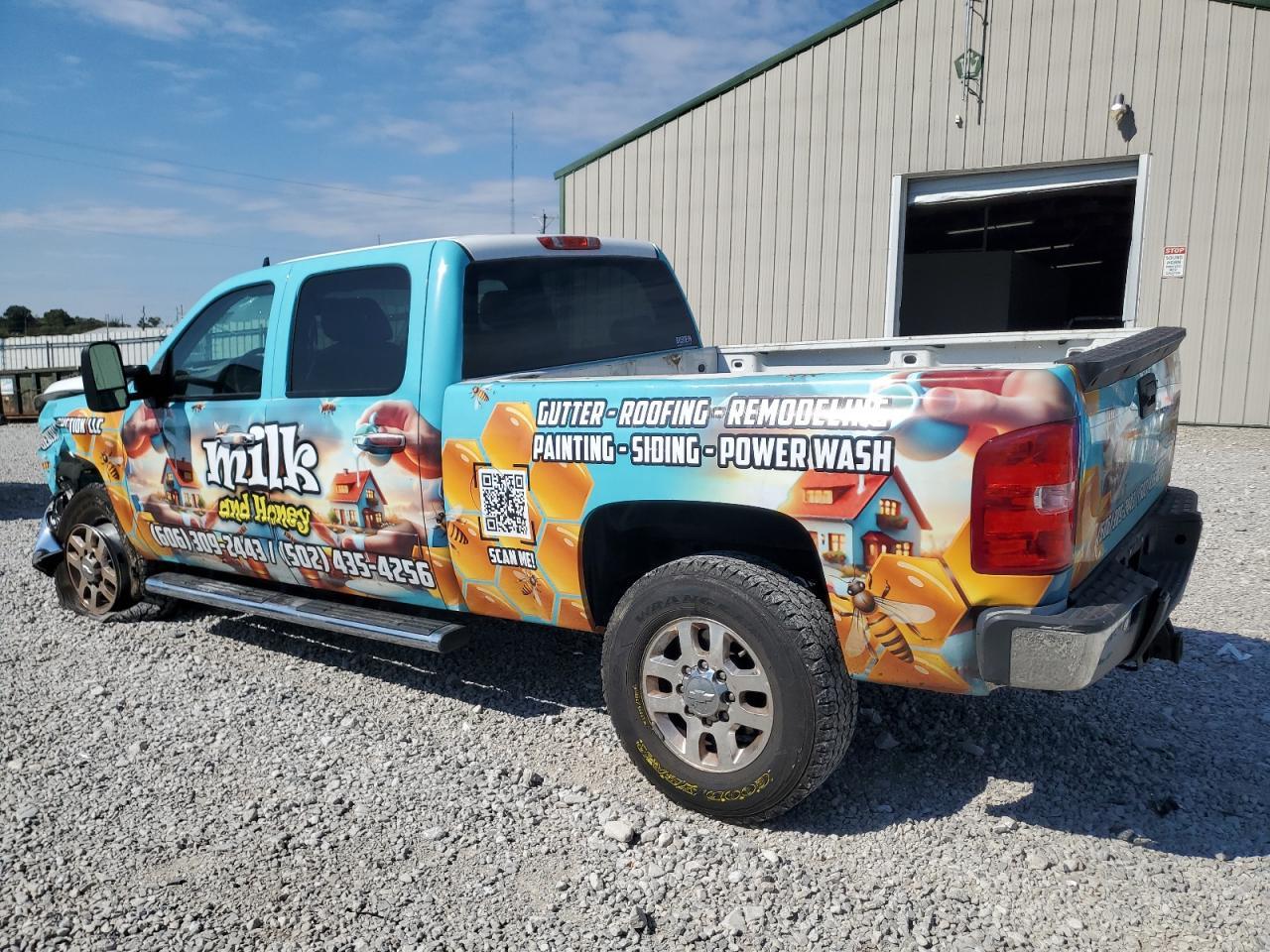 2012 Chevrolet Silverado C2500 Heavy Duty Ltz - Image 2