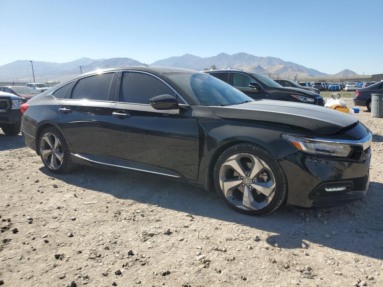 2018 Honda Accord Touring - Image 4