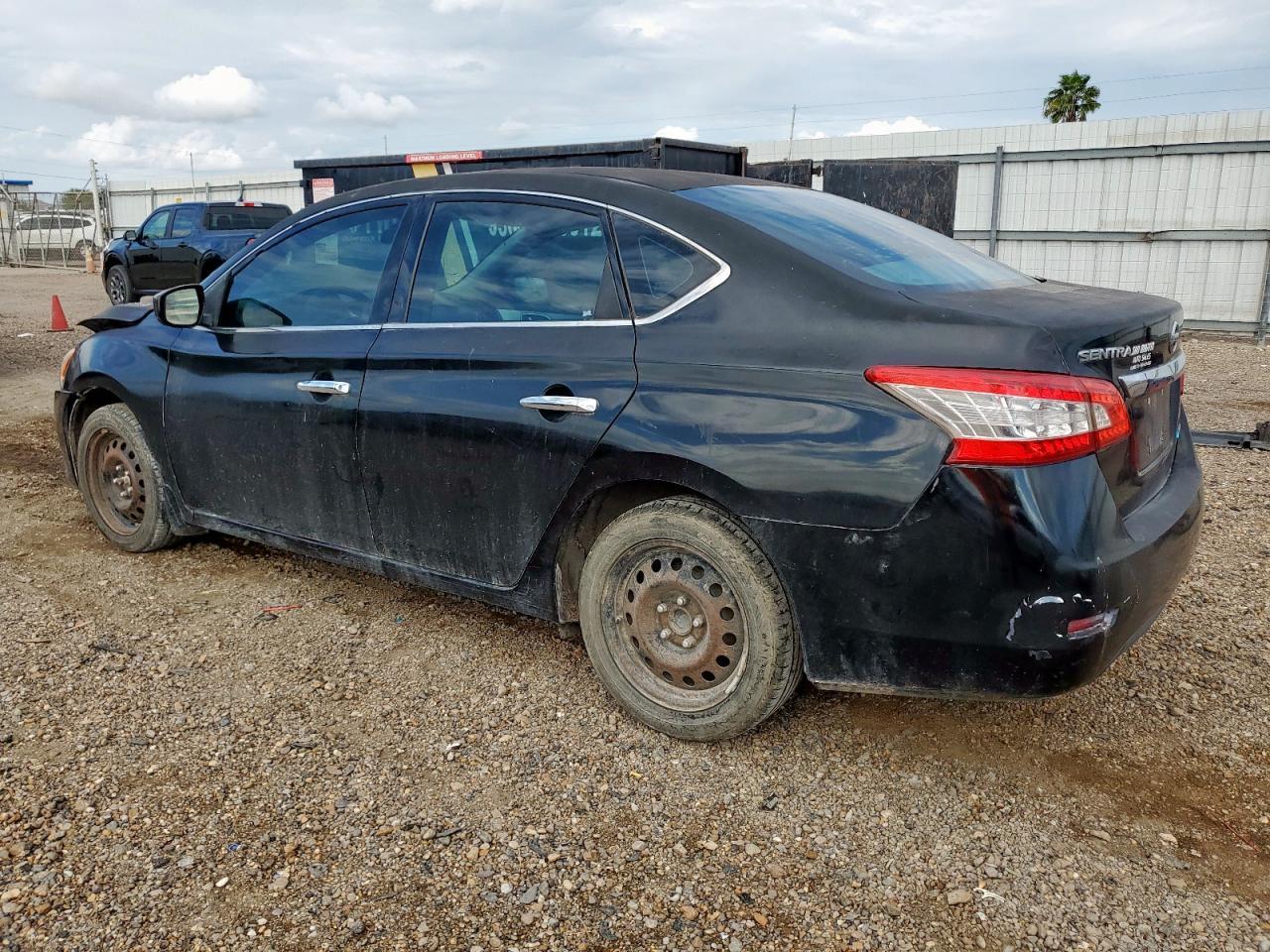 2014 Nissan Sentra S - Image 2