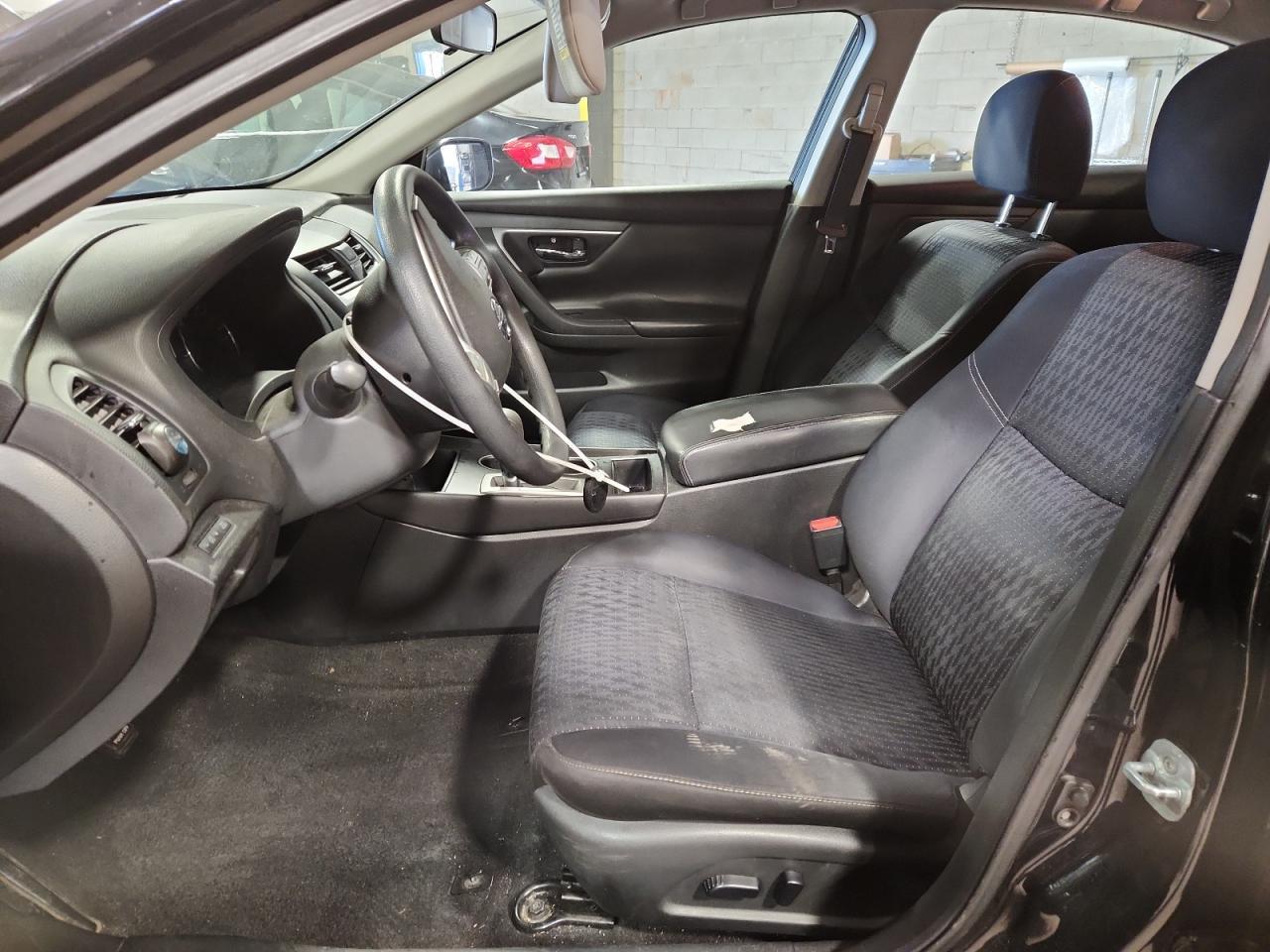 2016 Nissan Altima 2.5 - Фото 7