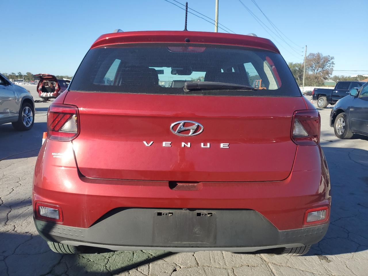 2024 Hyundai Venue Limited - Фото 6