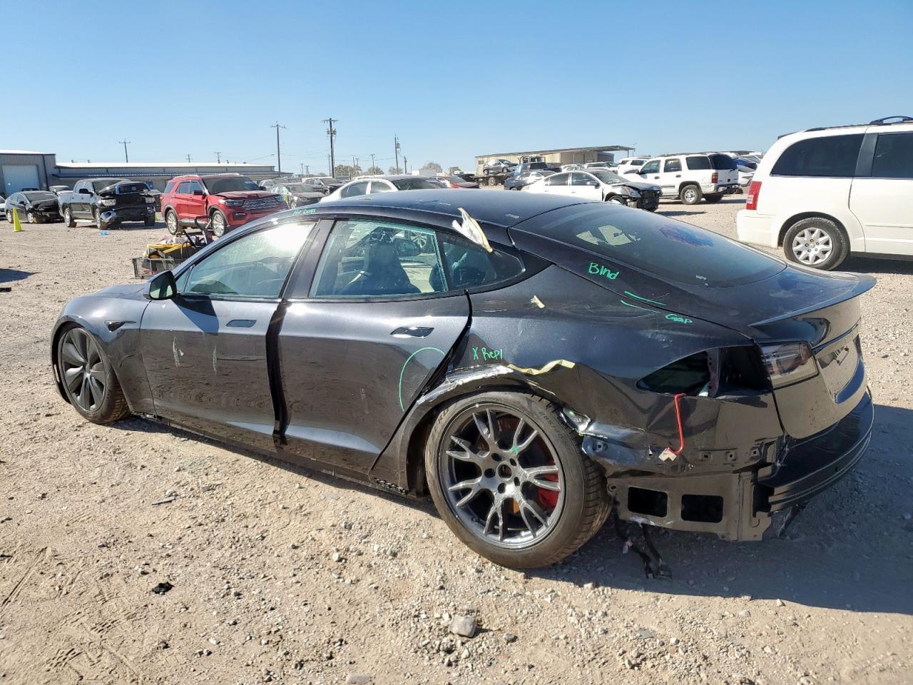 2025 Tesla Model S - Image 2