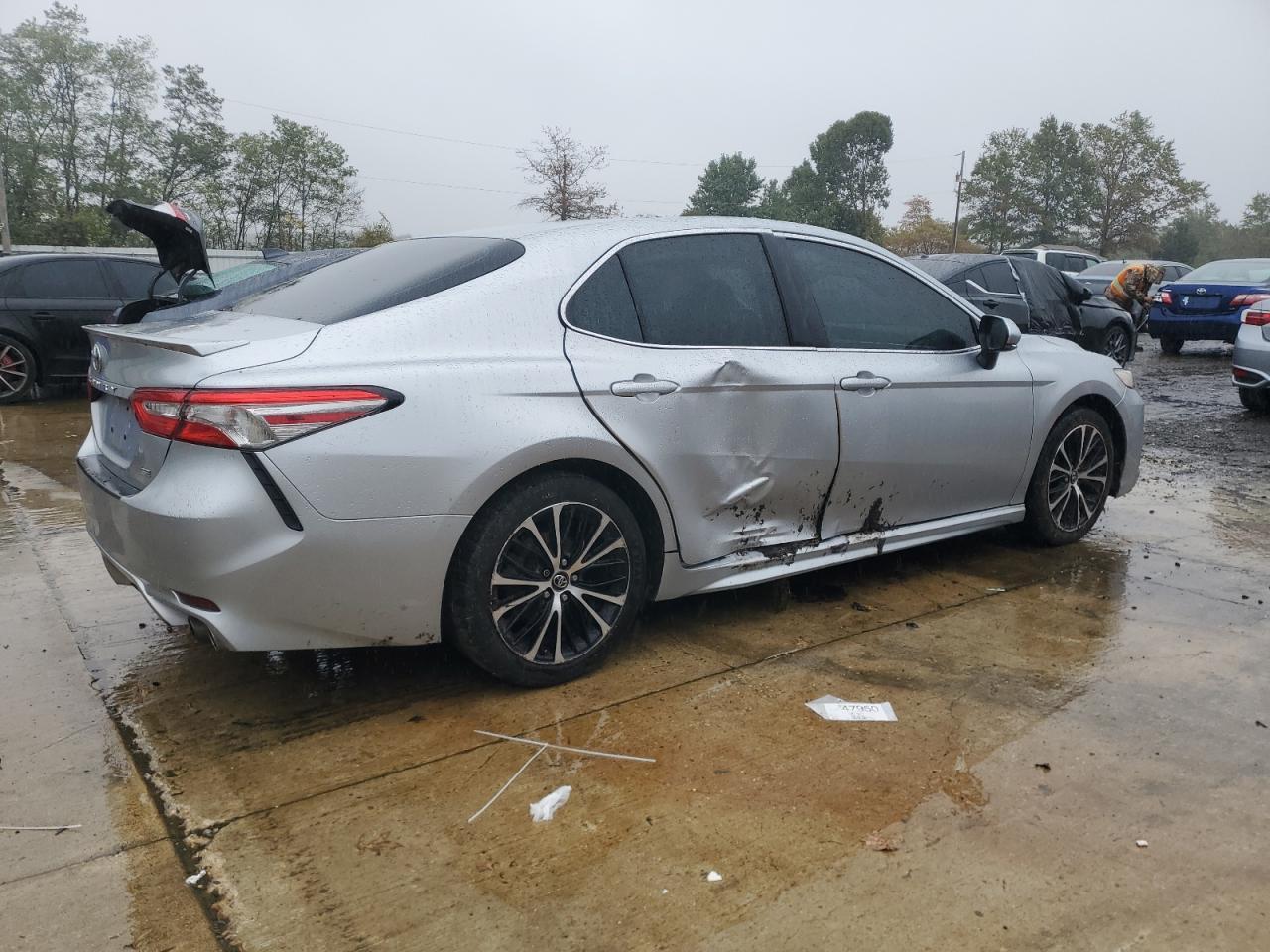 2018 Toyota Camry L - Фото 3