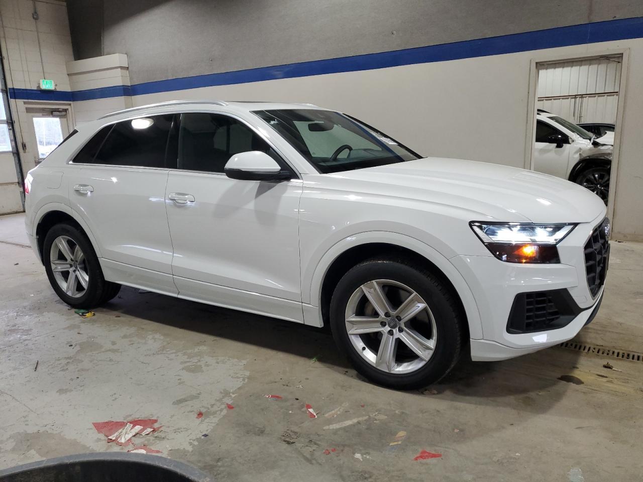 2019 Audi Q8 Premium - Фото 4